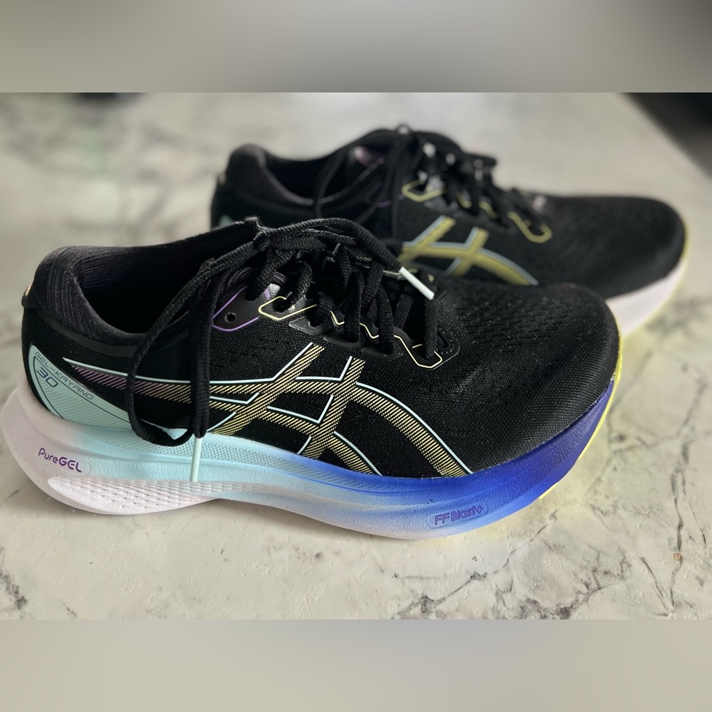 ASICS Gel-Kayano 30 LIKE NEW, size 8,5